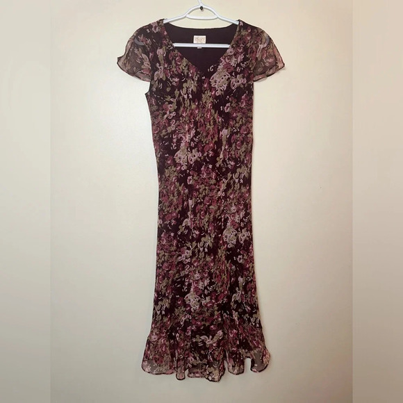 Cleo Size 4 - Picture 1 of 7